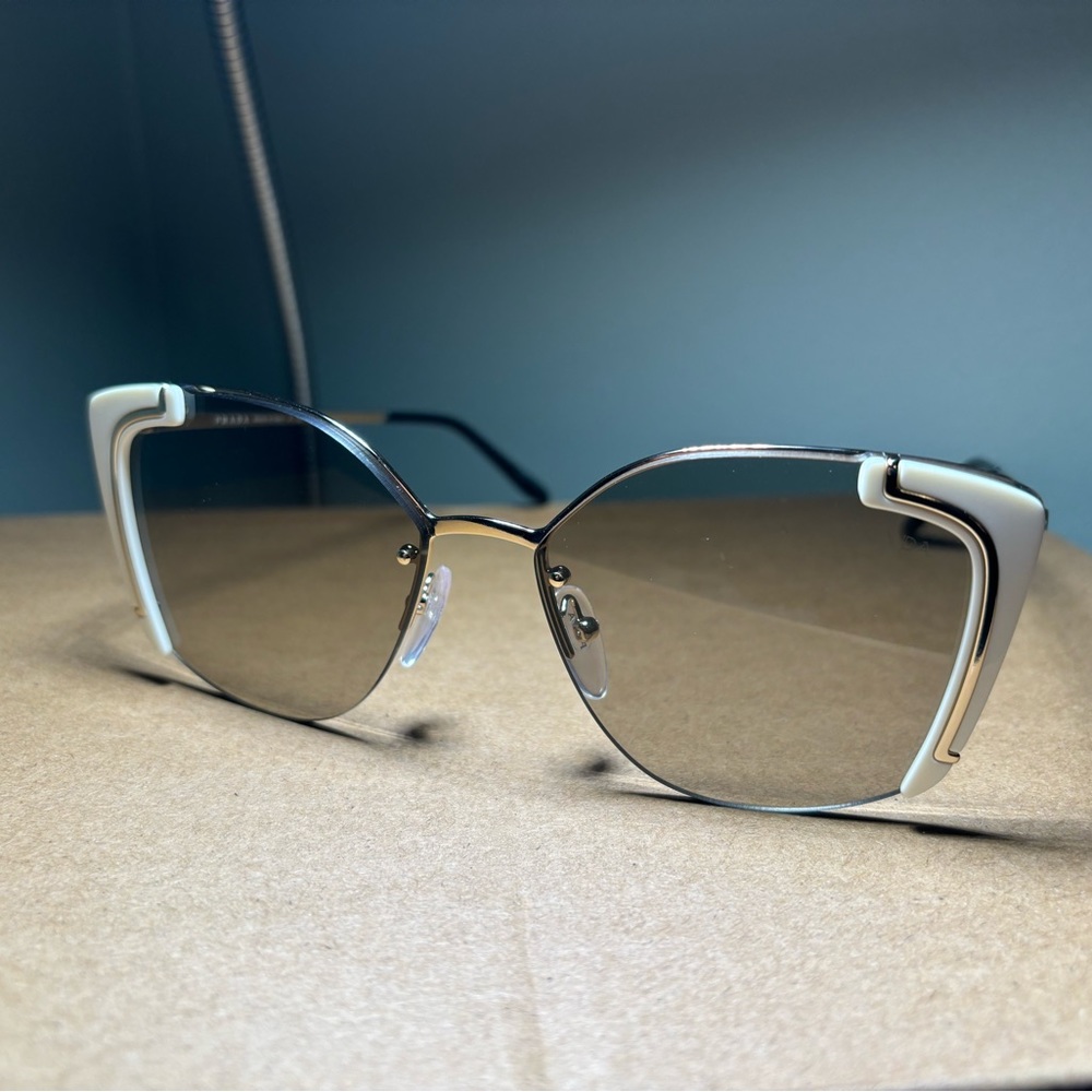 Prada sunglasses - catch their eye with this cat eye!